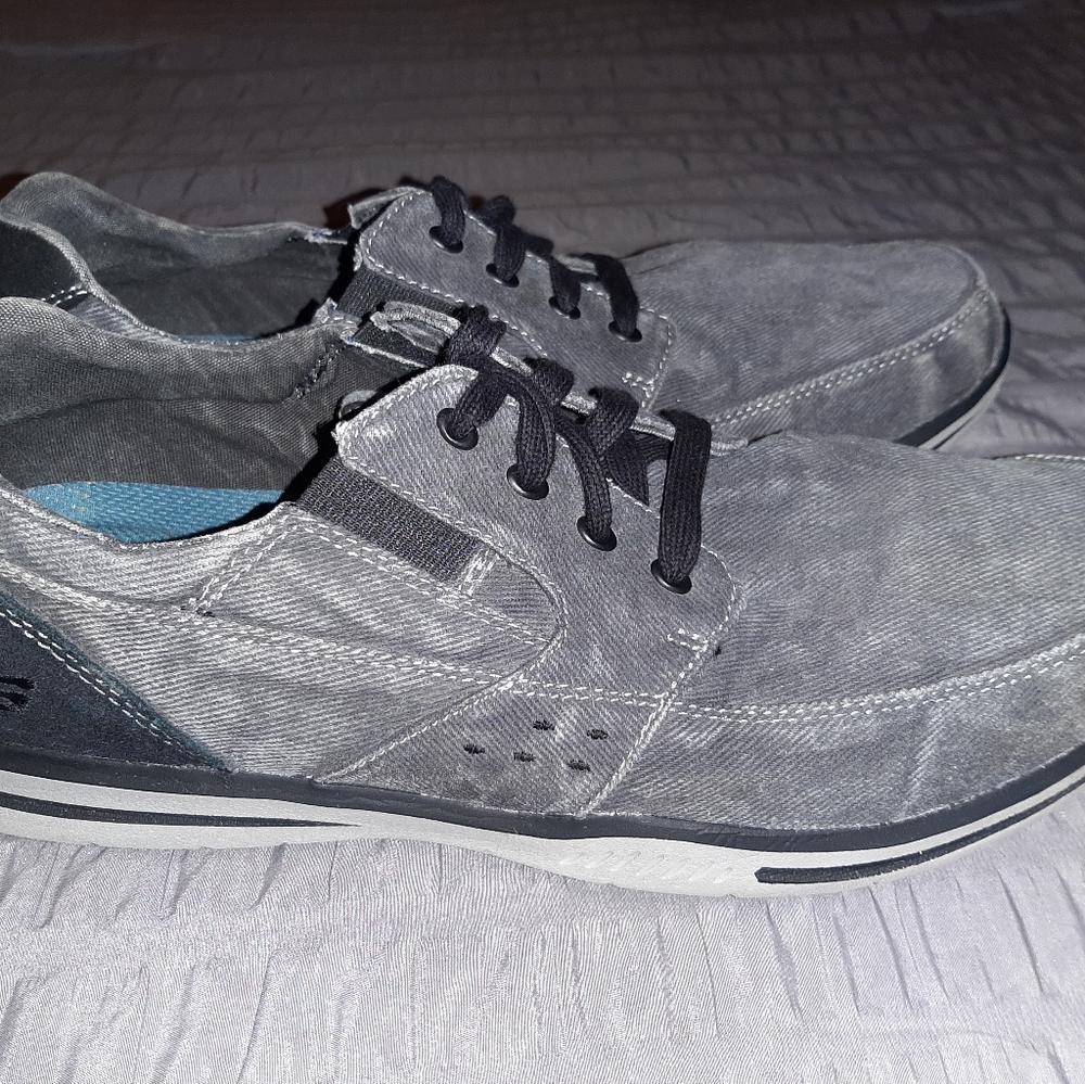 Sketchers Mens Canvas Shoes